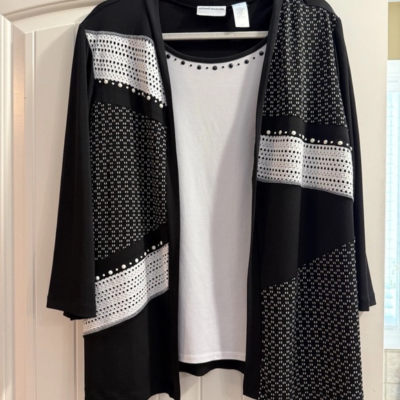 Alfred Dunner Women Open-Front Cardigan Size M Built-In Tank Top Black White - Picture 1 of 5